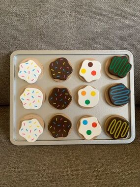 Wooden Play Cookies Set with Self Stick Removable Topping Pieces